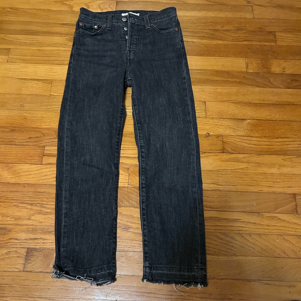 Black wedgie straight Levi jeans